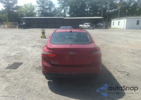 2012 Ford Focus Sel z USA, uszkodzony, nr VIN 1FAHP3H26CL477479